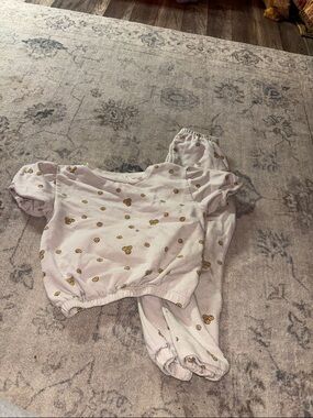 Jessica Simpson Kids Two-Piece Set in Light Pink with Gold Dot Print